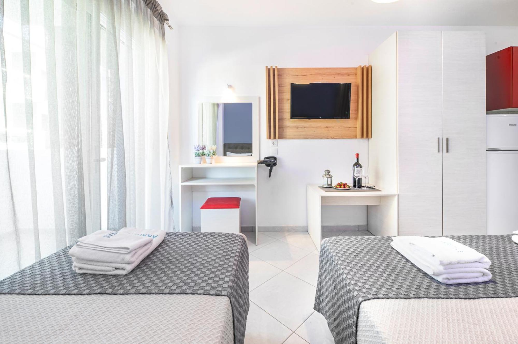 Akritas Hotel Пефкохорі Екстер'єр фото